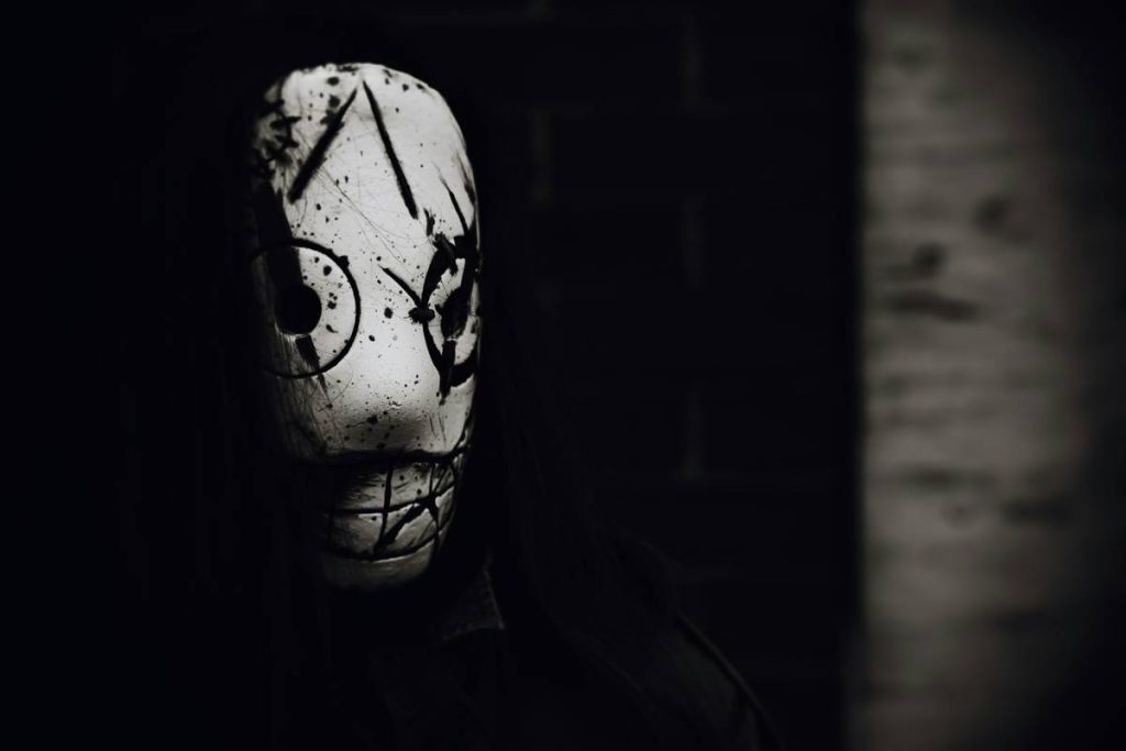 27 Psychological Horror Story Ideas That Mess With Your Mind (Not Just Jump Scares)