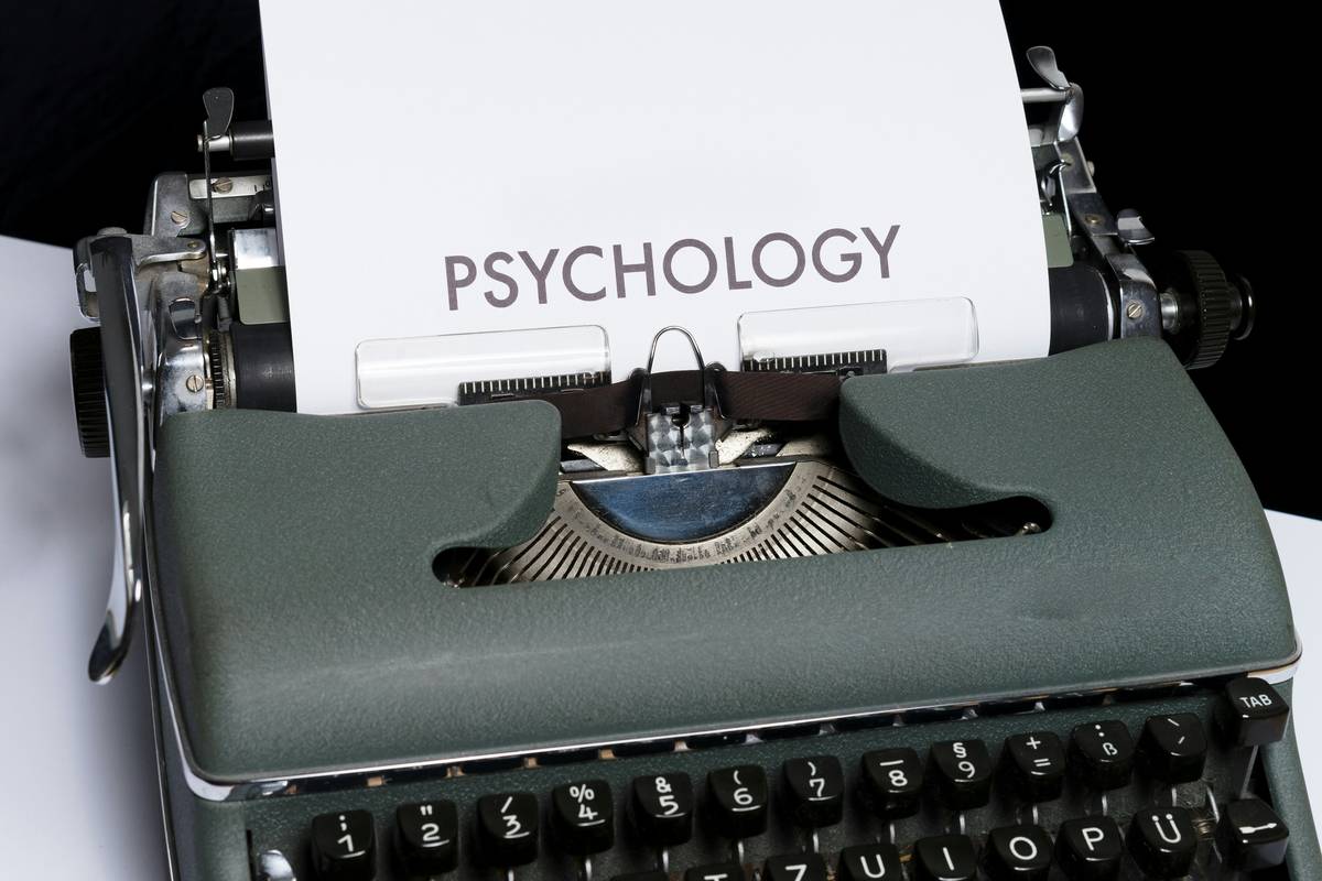Why Your Psychological Horror Game Feels Flat: Deconstructing the Most Overused (and Effective) Psychological Thriller Genre Tropes